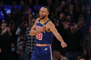 开云-库里近筐终结成勇士隐忧 球队大轮换即将到来