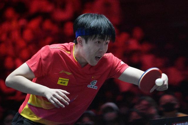 1738506679999010282.jpg (体育)(1)乒乓球——WTT新加坡大满贯:王楚钦胜宇田幸矢XxjpseC007187_20250202_PEPFN0A001.jpg